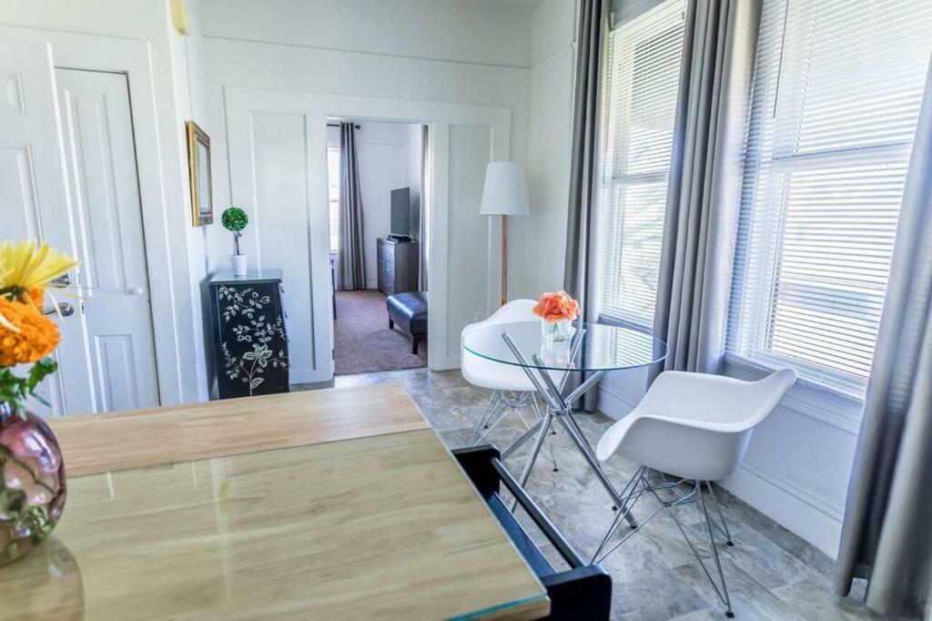 Parc Suites Сан-Диего Экстерьер фото
